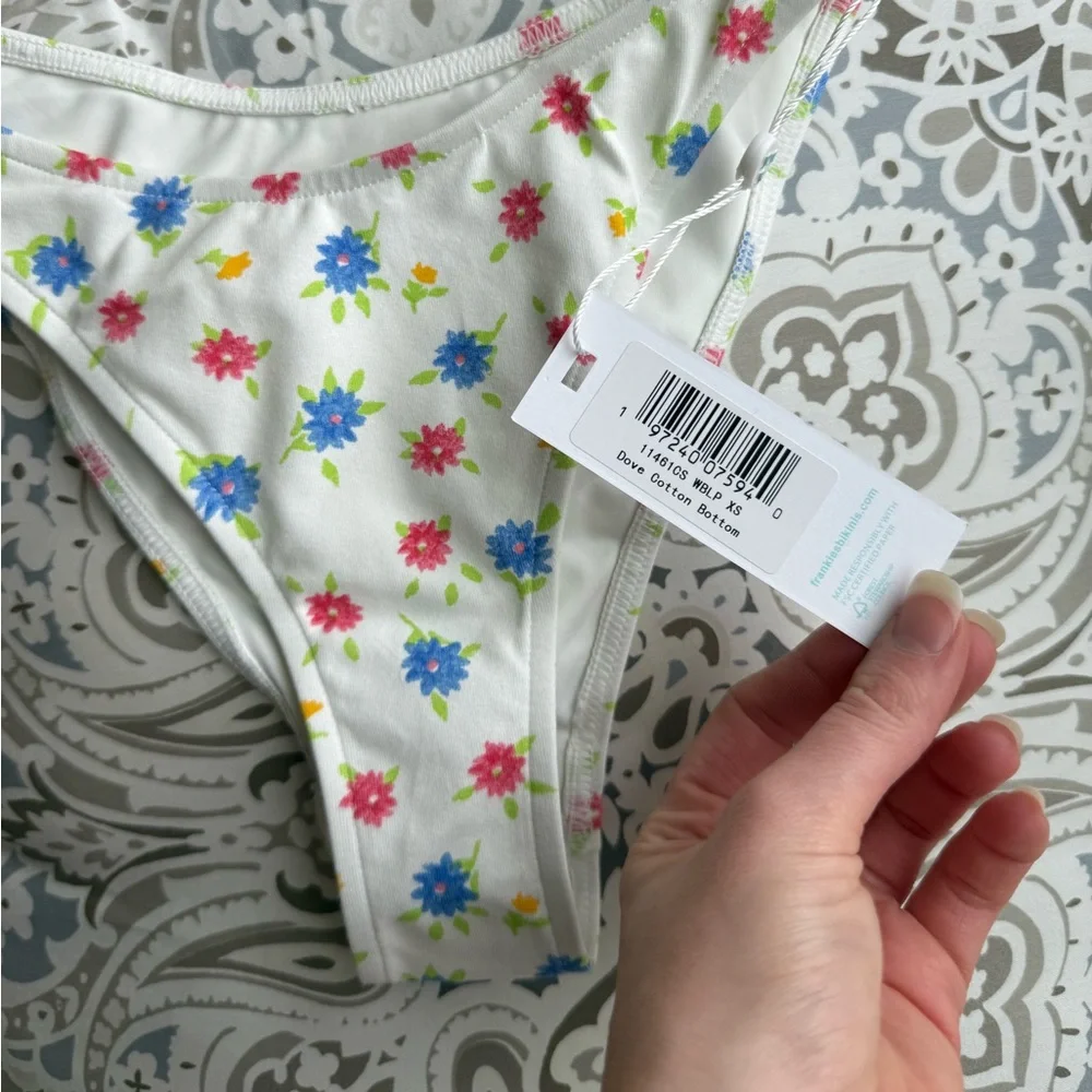 NWT Frankies Bikinis Premium dove cotton bikini bottoms in blossom Size XS